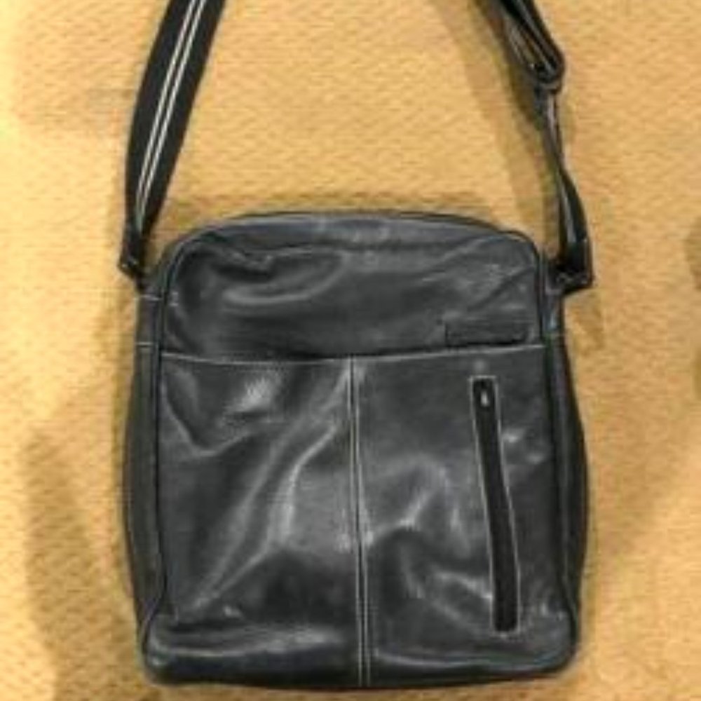 Storksak Jamie Black Leather Diaper Bag Brad Pitt